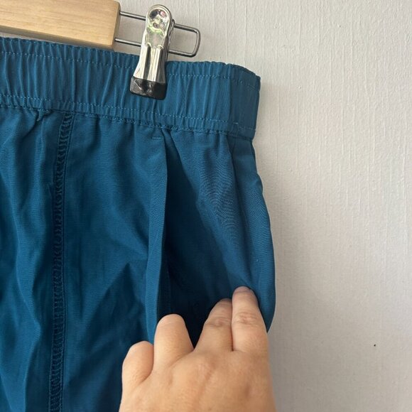 LOFT Pull On Shorts Womens Medium Blue Pockets Lace Trim Boho Elastic Waist - Picture 2 of 5